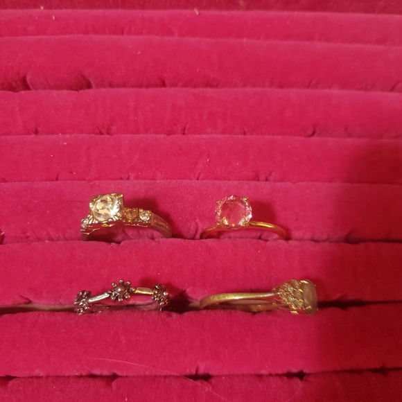 Costume jewelry - Picture 4 of 6